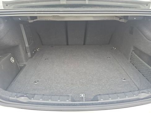 Used 2018 BMW 330e image 35