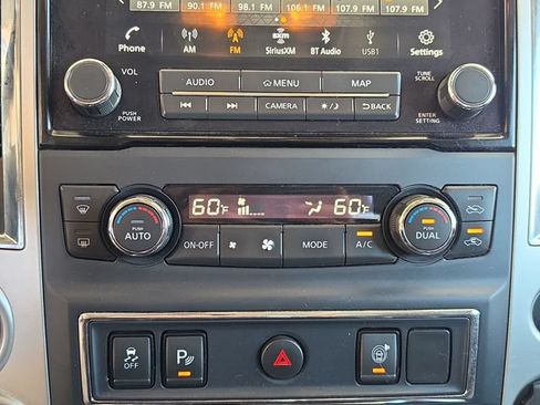 Used 2021 Nissan Titan SV w/ SV Convenience Package AWD/4WD image 25