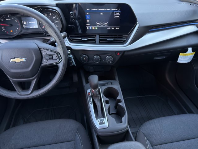 New 2026 Chevrolet Trax LS w/ LS Convenience Package FWD image 13