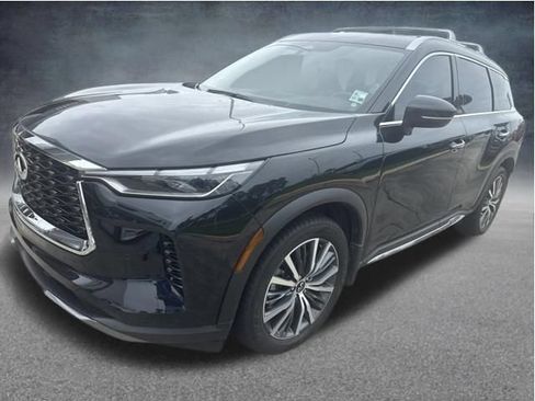 Used 2023 INFINITI QX60 Sensory w/ Cargo Package AWD/4WD image 4