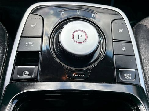 Used 2022 Kia Niro EX w/ Cold Weather Package FWD image 16