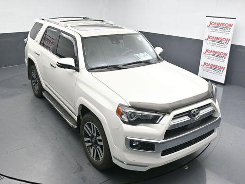 Used 2023 Toyota 4Runner Limited AWD/4WD image 10