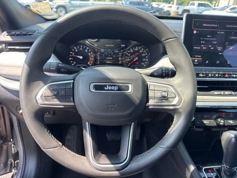 Used 2024 Jeep Compass Limited AWD/4WD image 19