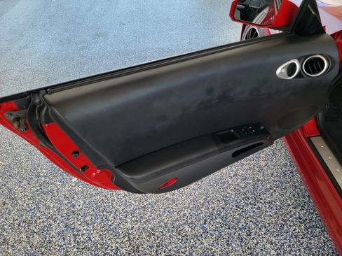 Used 2005 Nissan 350Z Touring RWD image 18