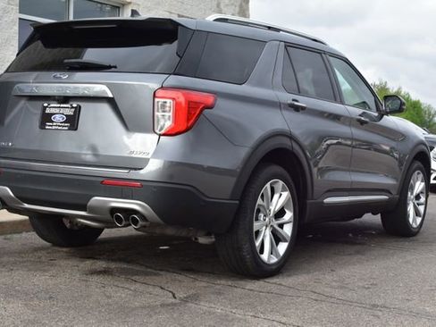 Used 2022 Ford Explorer Platinum w/ Equipment Group 601A AWD/4WD image 15