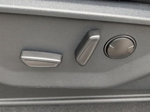 New 2026 Ford F250 Lariat w/ Black Appearance Package image 20