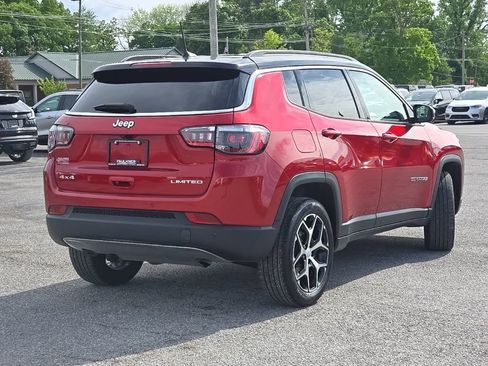 Used 2024 Jeep Compass Limited AWD/4WD image 7