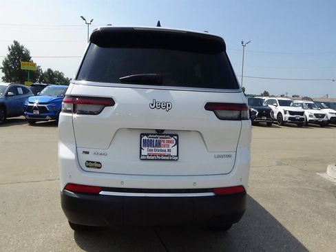 Used 2021 Jeep Grand Cherokee L Limited AWD/4WD image 7