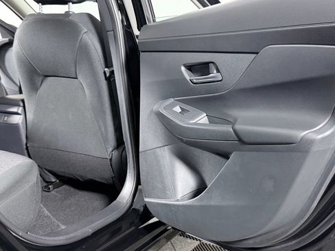 Certified 2026 Nissan Sentra SV w/ SV Convenience Package FWD image 31