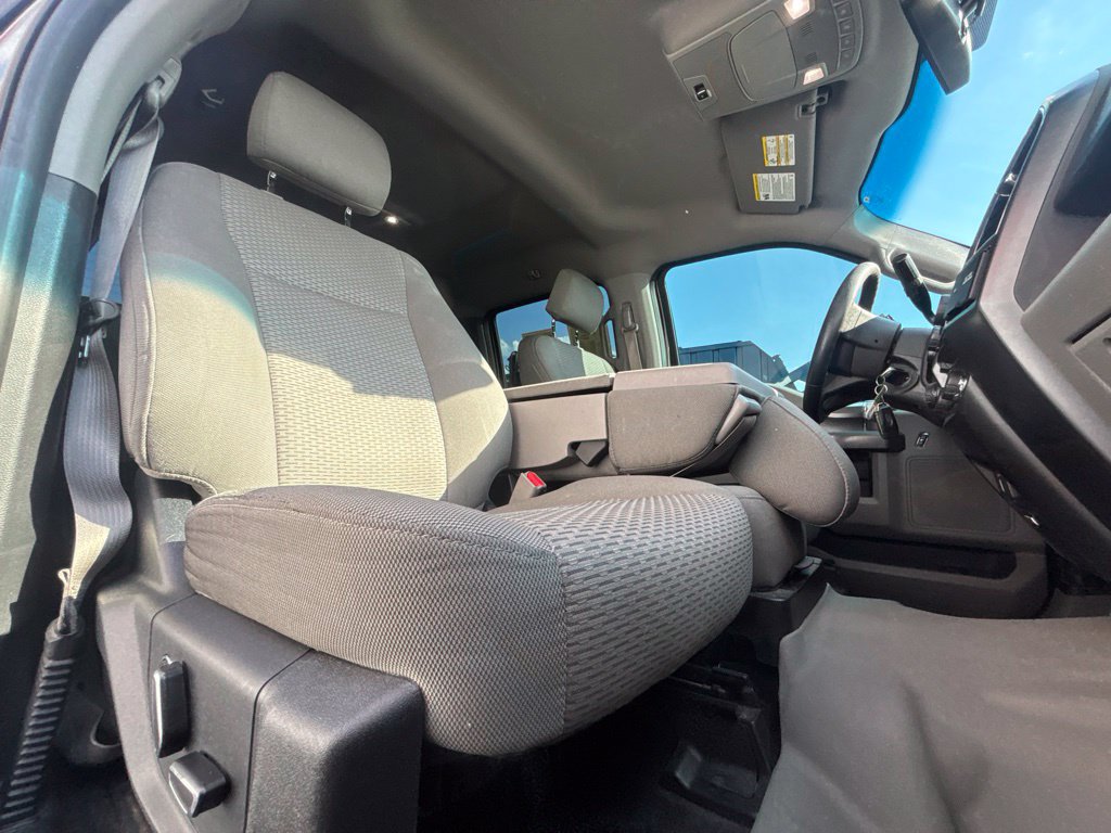 Used 2016 Ford F150 XLT w/ Equipment Group 302A Luxury AWD/4WD image 25