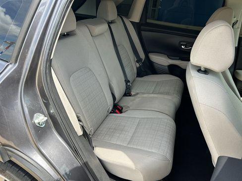 Used 2023 Honda HR-V LX image 19