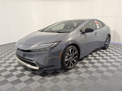 New 2026 Toyota Prius Plug-In Hybrid image 2