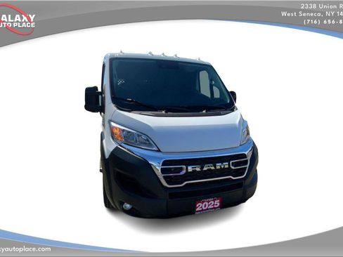 Used 2025 RAM ProMaster 2500 w/ U-Haul Equipment Group FWD image 3