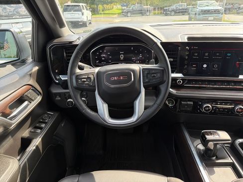 Certified 2024 GMC Sierra 1500 SLT w/ SLT Premium Plus Package AWD/4WD image 15
