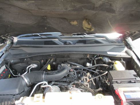 Used 2012 Jeep Liberty Arctic AWD/4WD image 15
