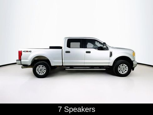 Used 2017 Ford F250 XLT AWD/4WD image 8