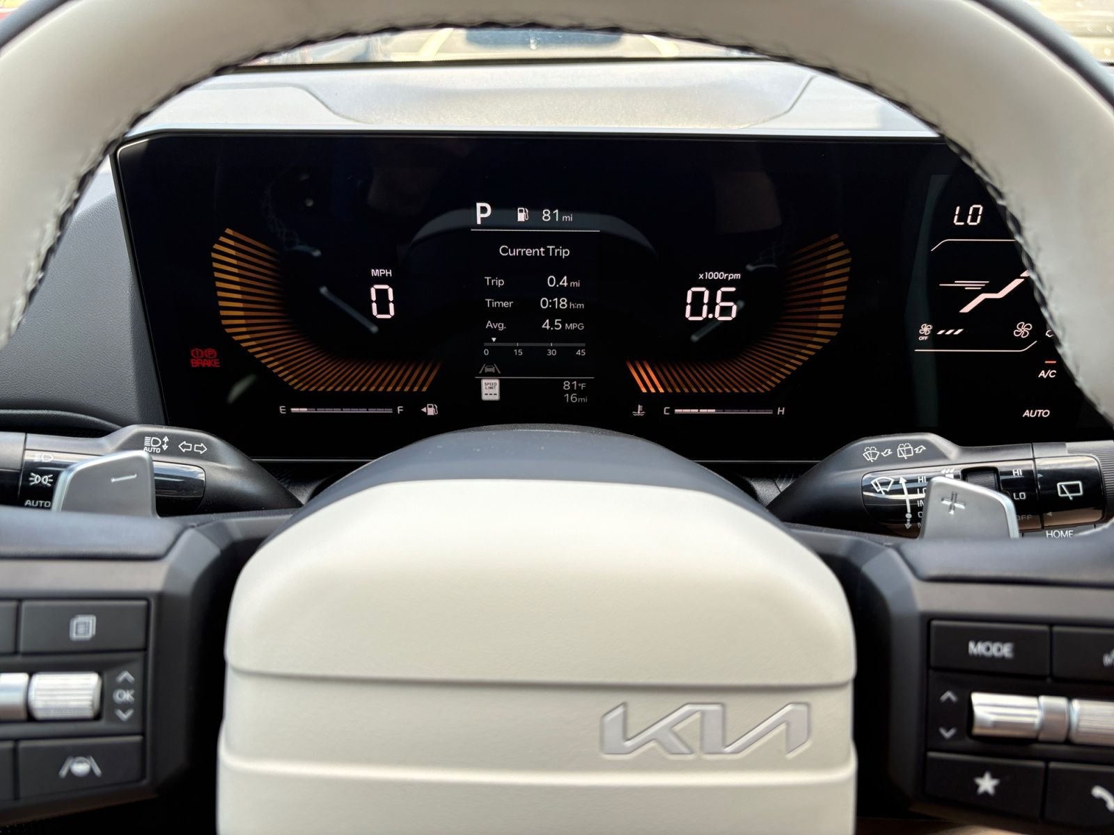 New 2026 Kia K4 GT-Line FWD image 26