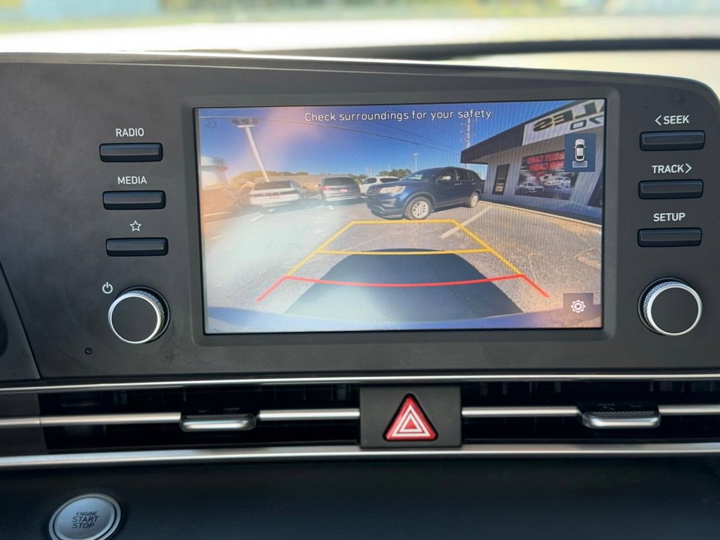 Used 2023 Hyundai Elantra SEL FWD image 35