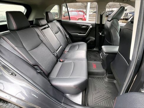 Used 2022 Toyota RAV4 TRD Off-Road image 36