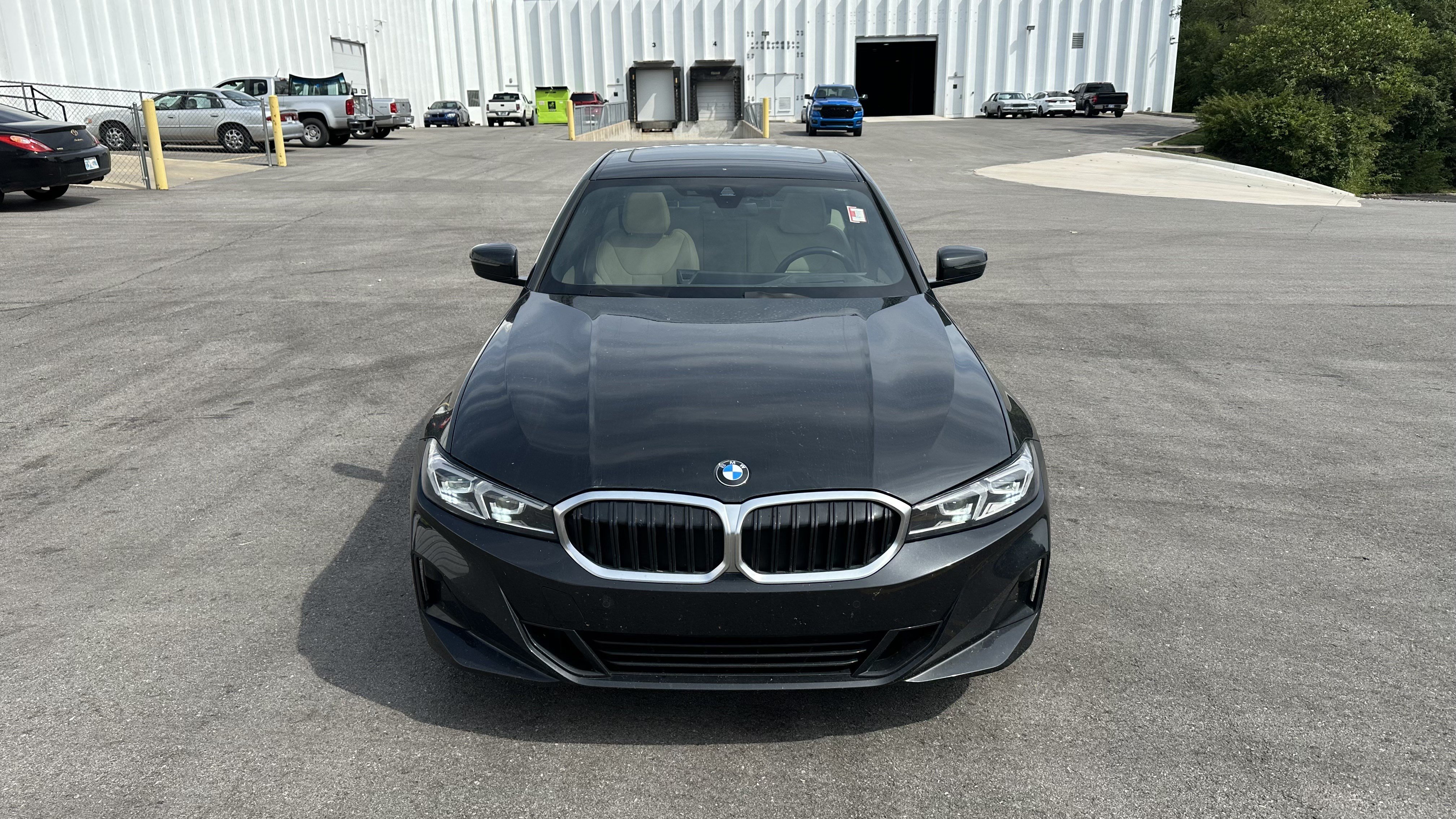 Used 2023 BMW 330i xDrive Sedan w/ Premium Package AWD/4WD image 3