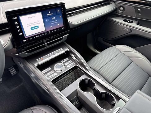 New 2026 Lincoln Nautilus Reserve w/ Jet Appearance Package AWD/4WD image 29