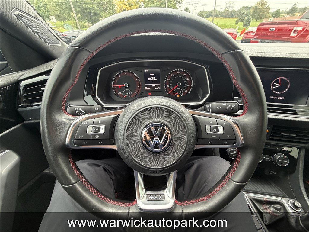 Used 2019 Volkswagen Jetta GLI FWD image 6