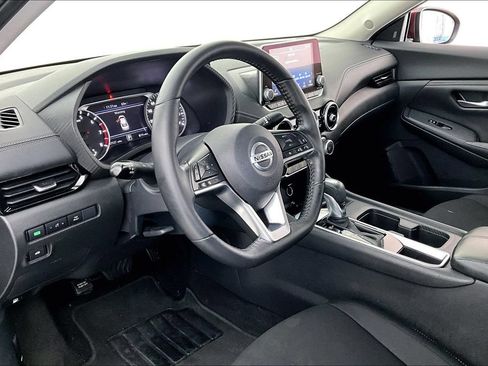 Used 2022 Nissan Sentra SV w/ Trunk Package FWD image 16