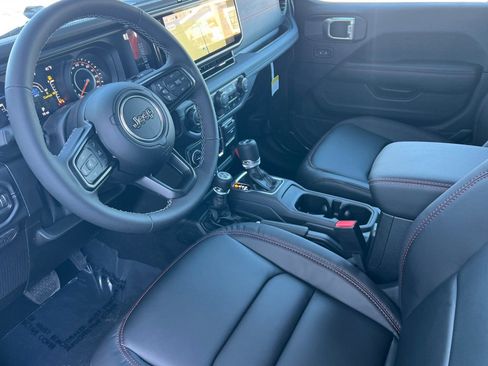 New 2026 Jeep Wrangler Unlimited Rubicon image 9