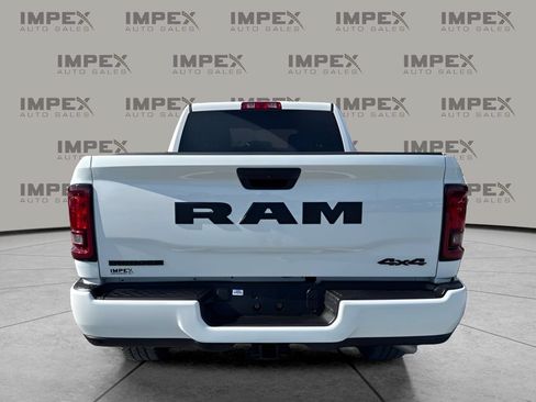 Used 2025 RAM 2500 Big Horn AWD/4WD image 4