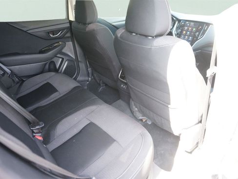 Used 2022 Subaru Outback Premium AWD/4WD image 14