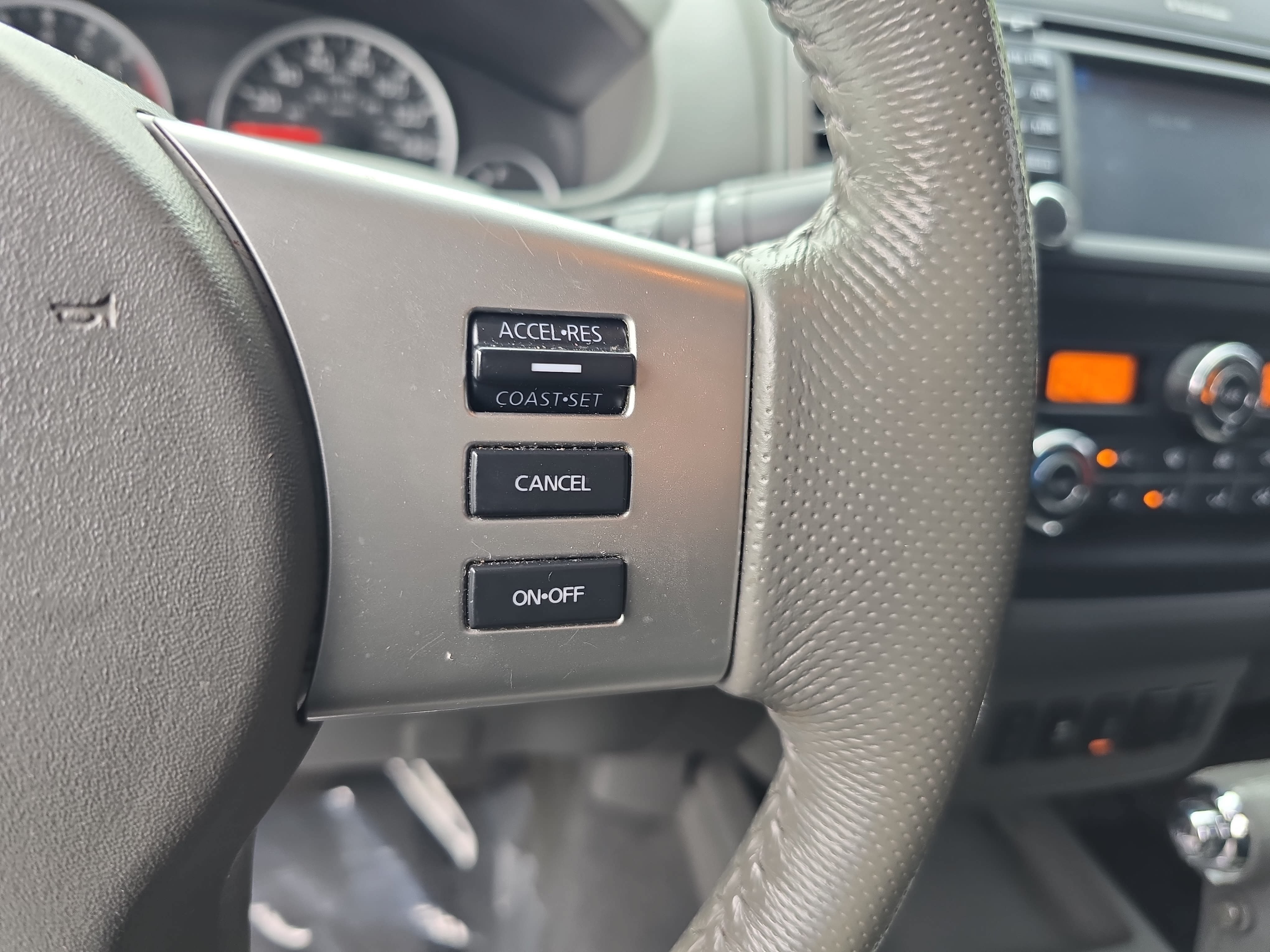 Used 2019 Nissan Frontier SL RWD image 17