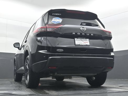 Used 2025 Nissan Rogue SV FWD image 36