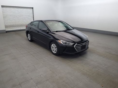 Used 2018 Hyundai Elantra SE FWD image 12