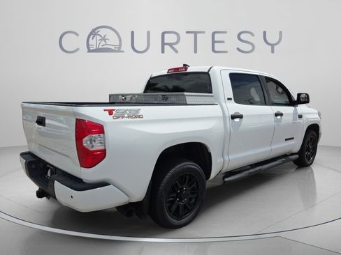 Used 2021 Toyota Tundra SR5 RWD image 5