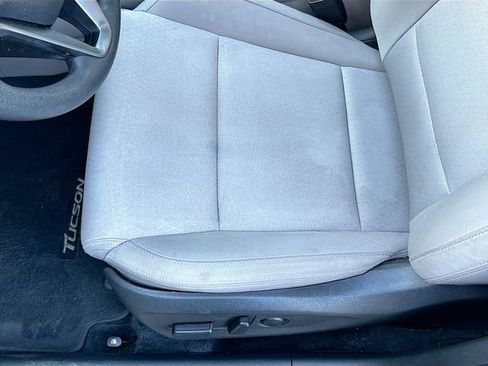 Used 2016 Hyundai Tucson SE w/ Option Group 02 image 19