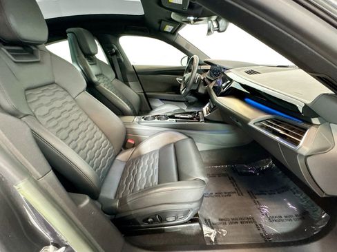 Used 2023 Audi e-tron GT Premium Plus w/ Performance Package image 26