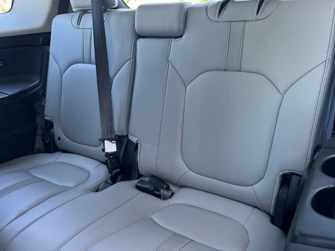 Used 2024 Honda Pilot EX-L image 18