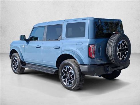 New 2025 Ford Bronco Outer Banks image 2