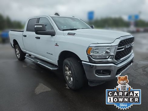 Used 2024 RAM 2500 Big Horn AWD/4WD image 3