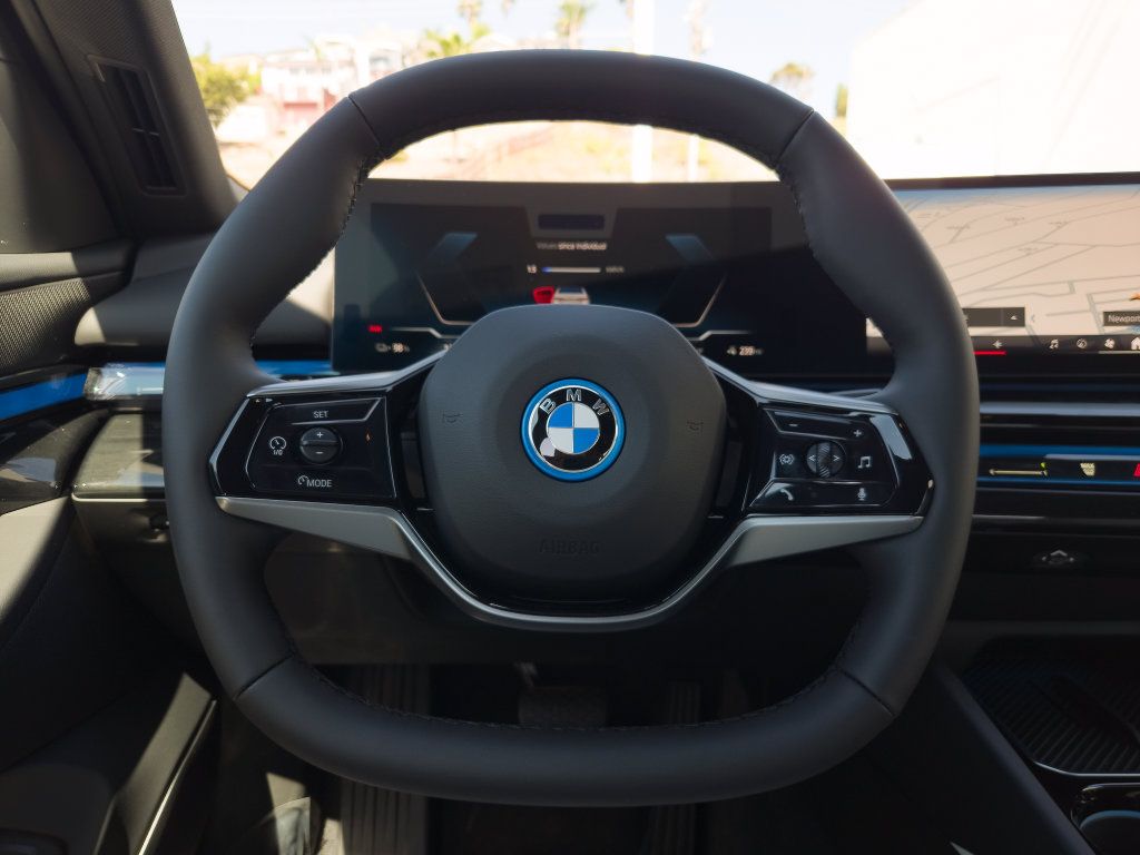 New 2027 BMW i5 xDrive40 AWD/4WD image 14