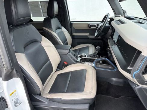 Used 2023 Ford Bronco Wildtrak AWD/4WD image 26