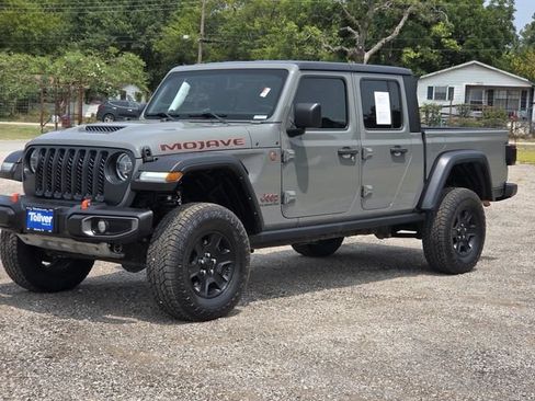 Used 2022 Jeep Gladiator Mojave w/ LED Lighting Group AWD/4WD image 4