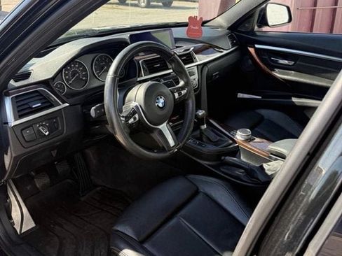 Used 2018 BMW 340i xDrive Sedan AWD/4WD image 5