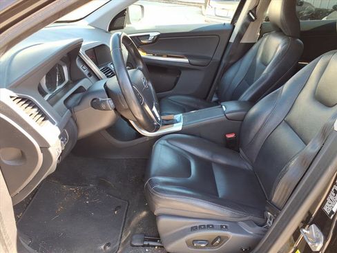 Used 2017 Volvo XC60 T5 Inscription w/ Preferred Option Package image 13