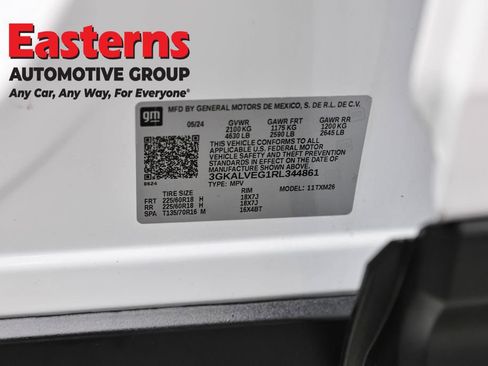 Used 2024 GMC Terrain SLT AWD/4WD image 37