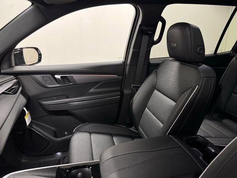 New 2026 Buick Enclave Sport Touring image 29