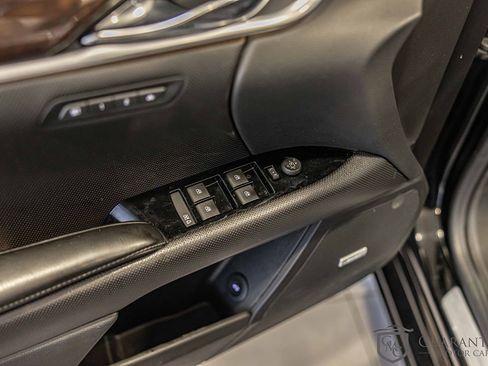 Used 2016 Cadillac XTS Luxury image 31