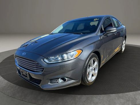 Used 2015 Ford Fusion SE w/ Equipment Group 201A AWD/4WD image 1