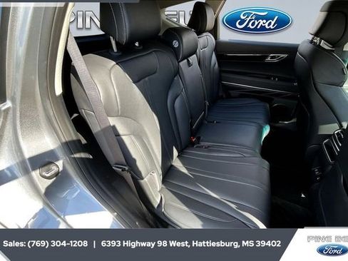 Used 2025 Genesis GV80 2.5T Standard image 20