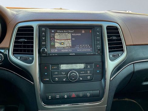 Used 2012 Jeep Grand Cherokee Overland Summit AWD/4WD image 6